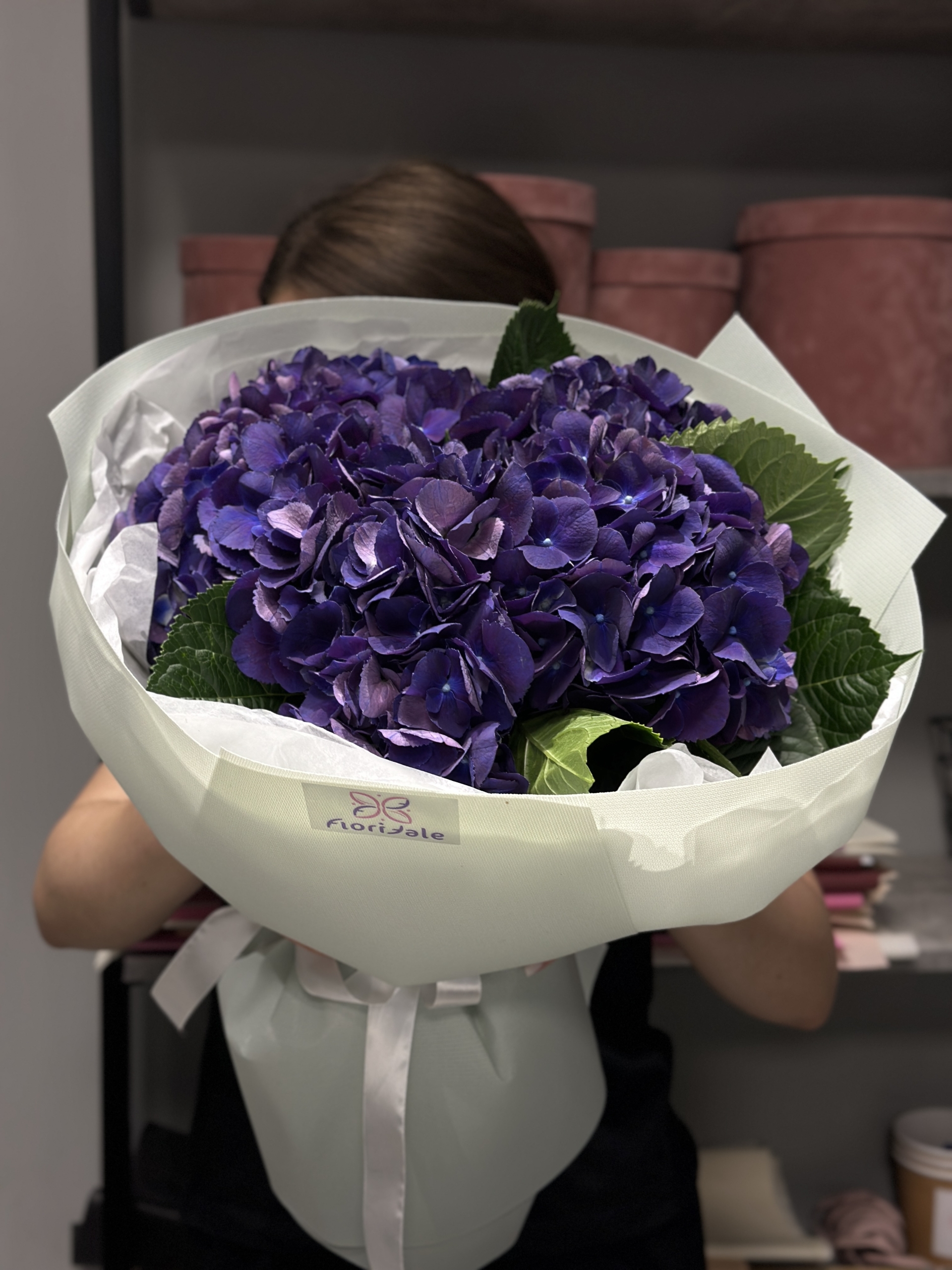 bouquet-of-hydrangeas-nui:-purple-splendor