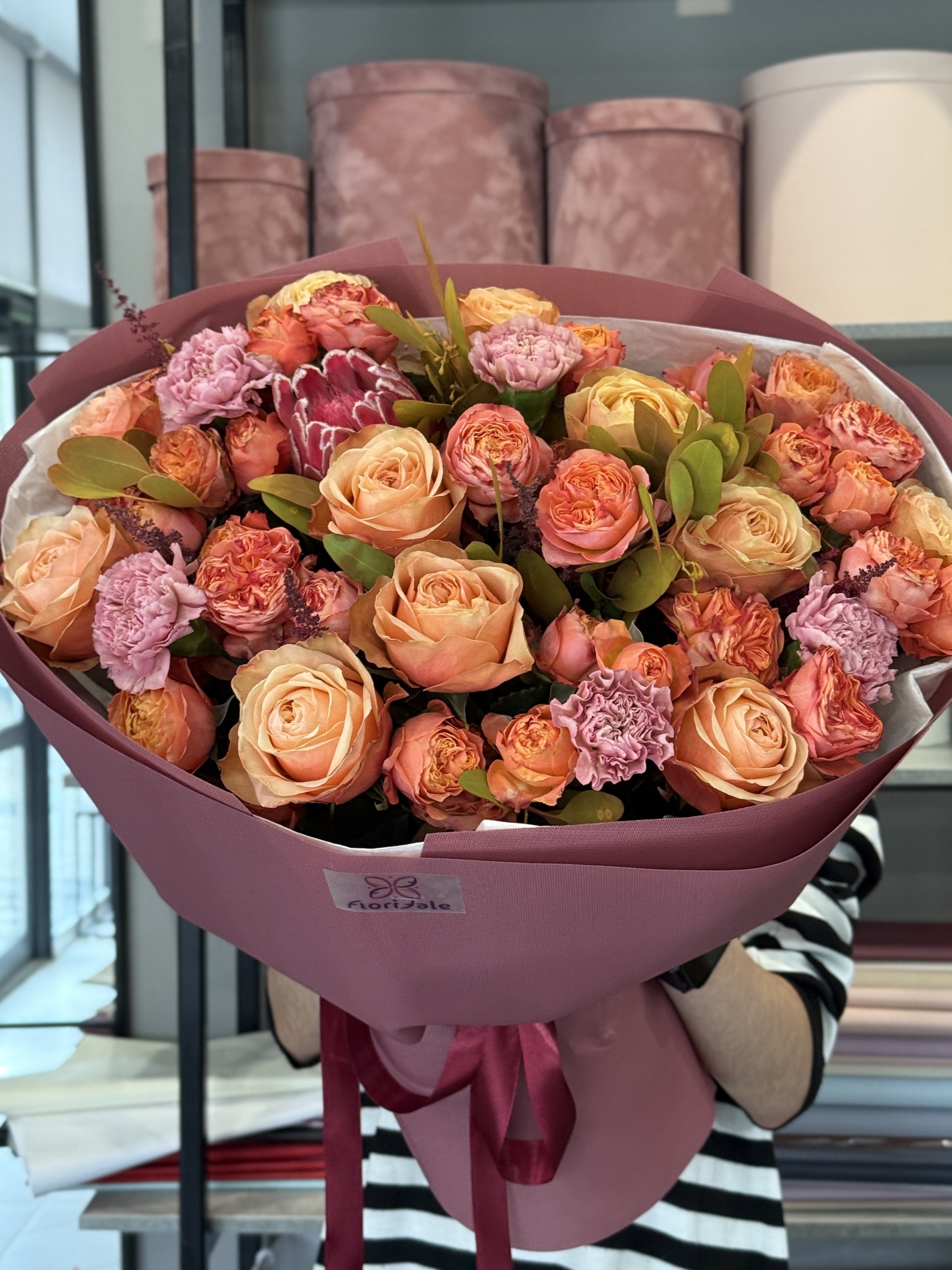 classic-bouquet-christelle:-flowers-that-create-a-special-atmosphere