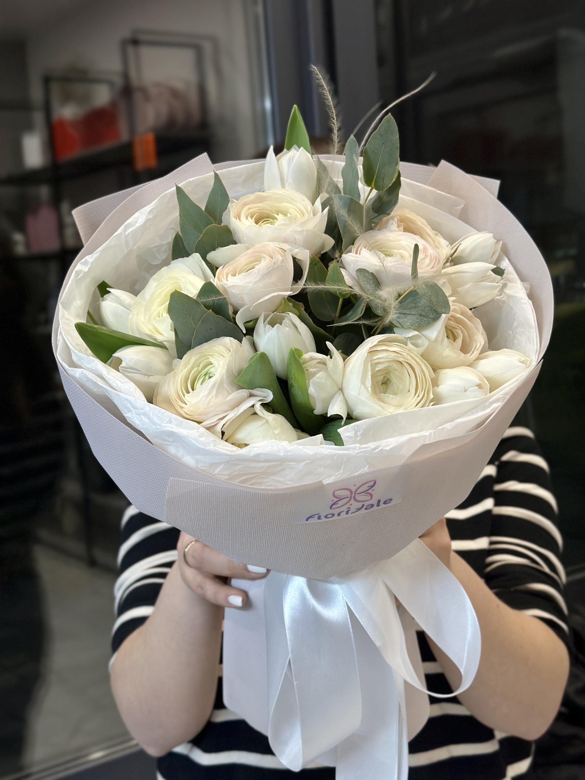 classic-bouquet-nelly:-start-your-morning-with-a-beautiful-bouquet